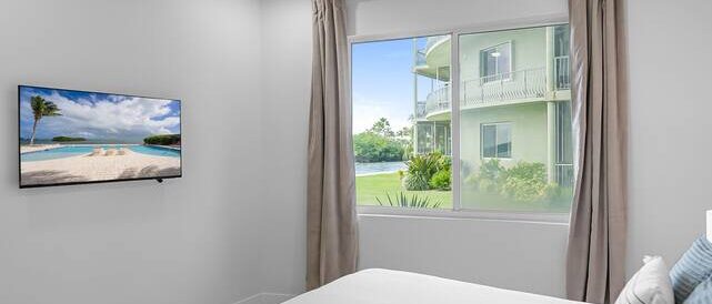 Turtle Cove Luxury Sea Front Family Escape 22