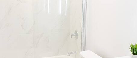 Luxury 3 Bedroom Waterfront Condo in Paradise 15