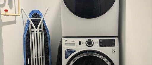 Luxury 3 Bedroom Waterfront Condo in Paradise 16