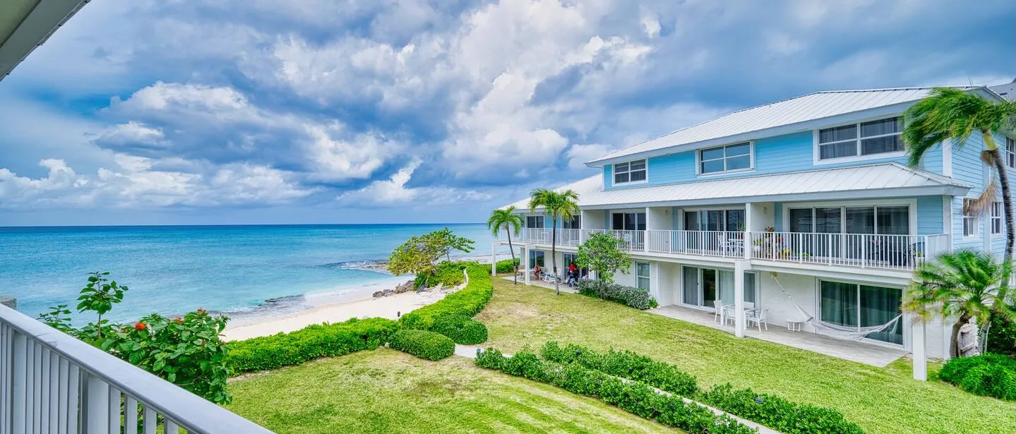 7mile Beachfront! 3 bedroom family beach condo — photo 10 of 38