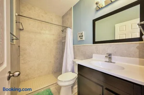 2BR/2BA Peaceful Retreat • Patio • Walk to Beach — photo 12 of 13