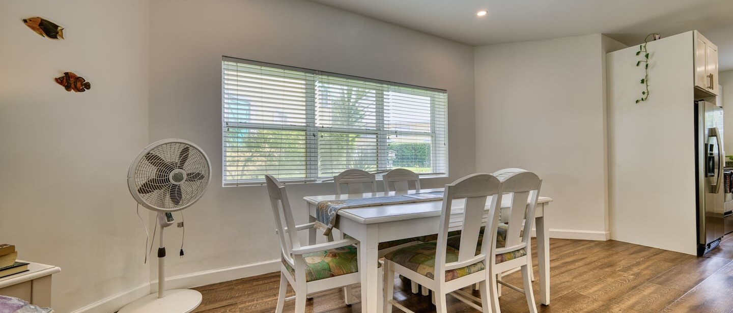 Oceanside Townhome with Watersports at Fingertips! — photo 14 of 53