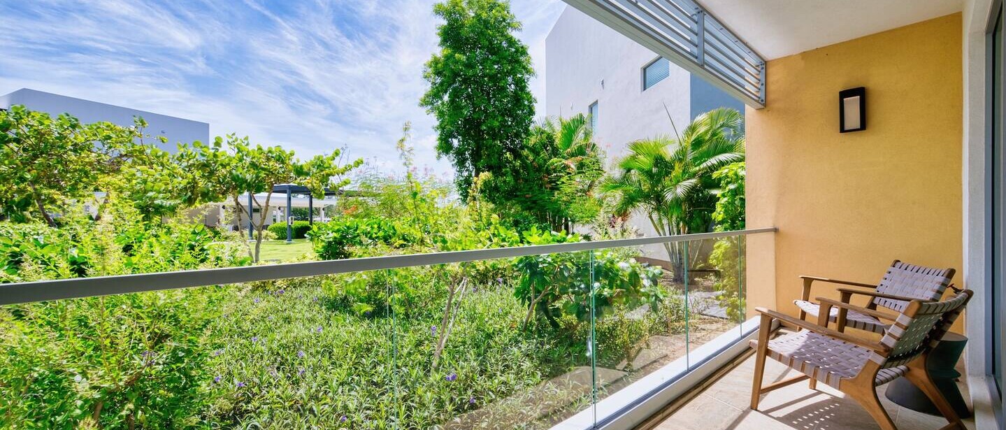 Lush Oasis in the heart of 7mile Beach Area — photo 21 of 28