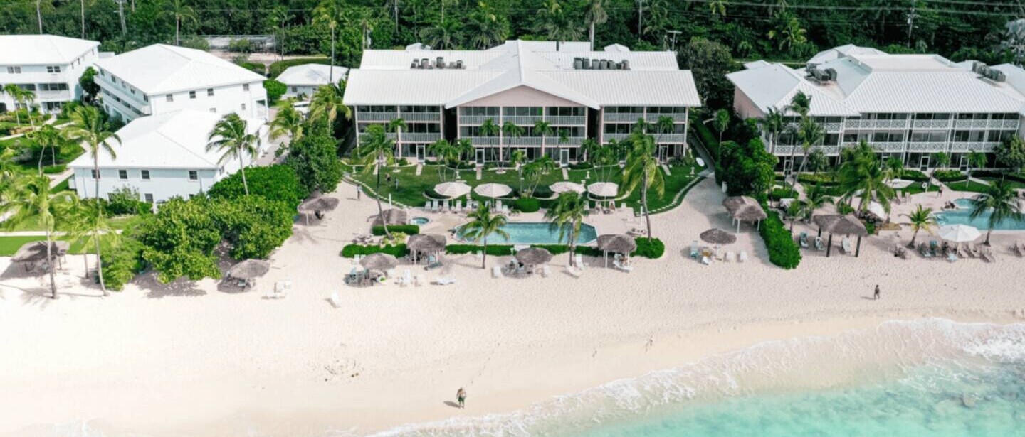 Aqua Bay Premium 7Mile Beach Family Unit — photo 15 of 34
