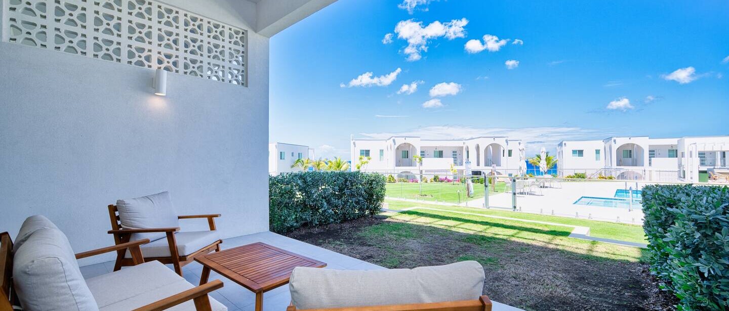 Sunset Point: Chic Meets Luxury — photo 17 of 30