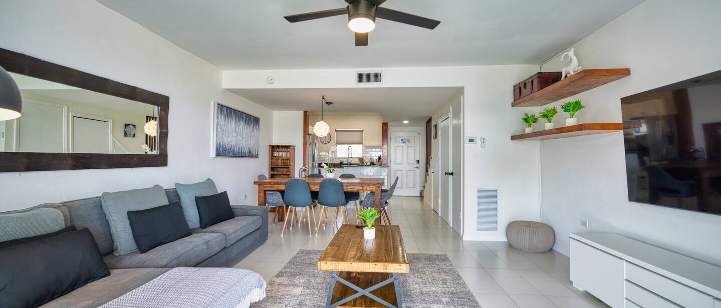 7mile Beachfront! 3 bedroom family beach condo — photo 16 of 38