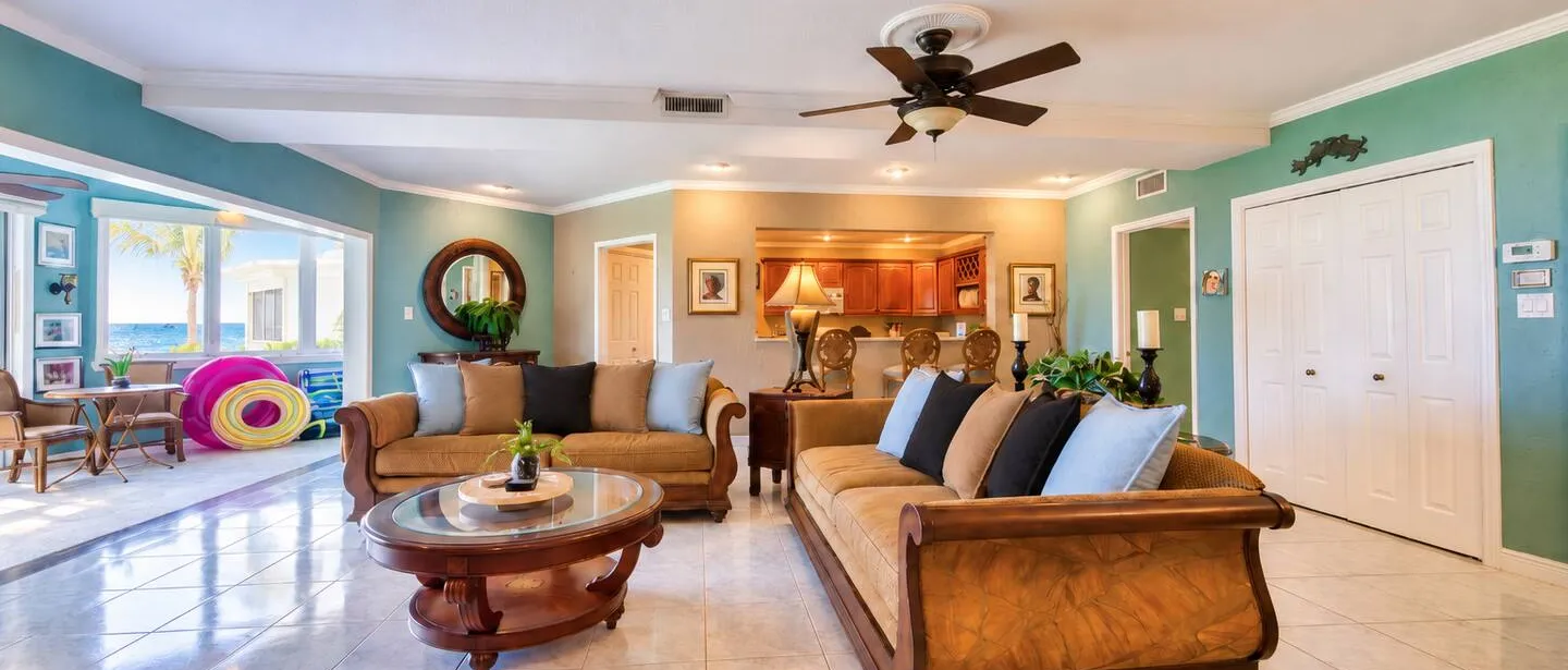 Sunsets at Poinsettia Condo | 7 Mile — photo 29 of 33