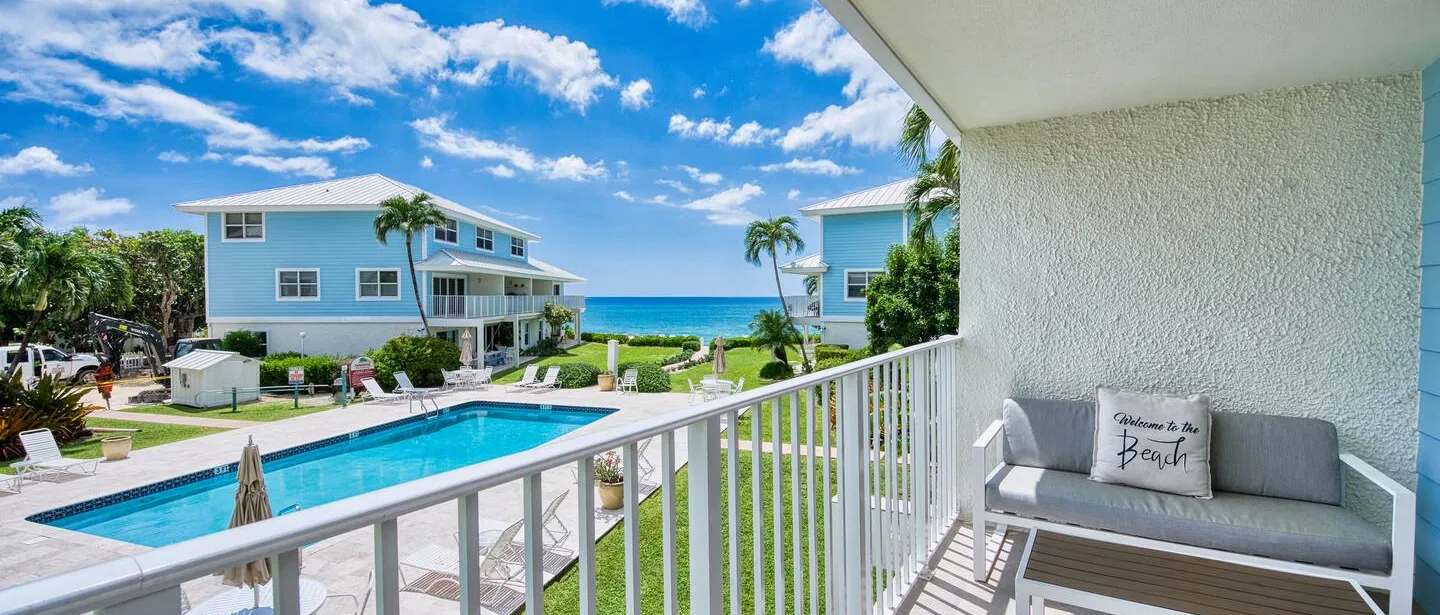 Beachfront 2BR Seven Mile | Beach, Pool & BBQ — main photo