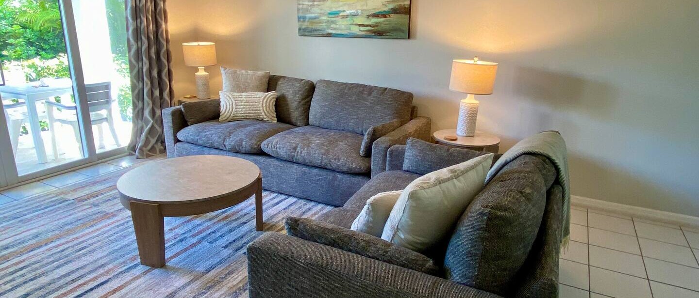 Resort Style 2br/2ba Condo on Seven Mile Beach — photo 39 of 55