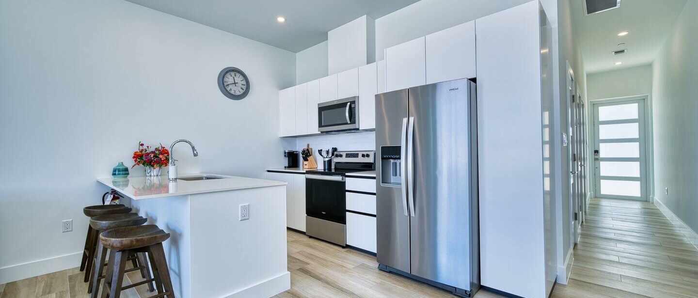 Sunset Point: Chic Meets Luxury — photo 25 of 30