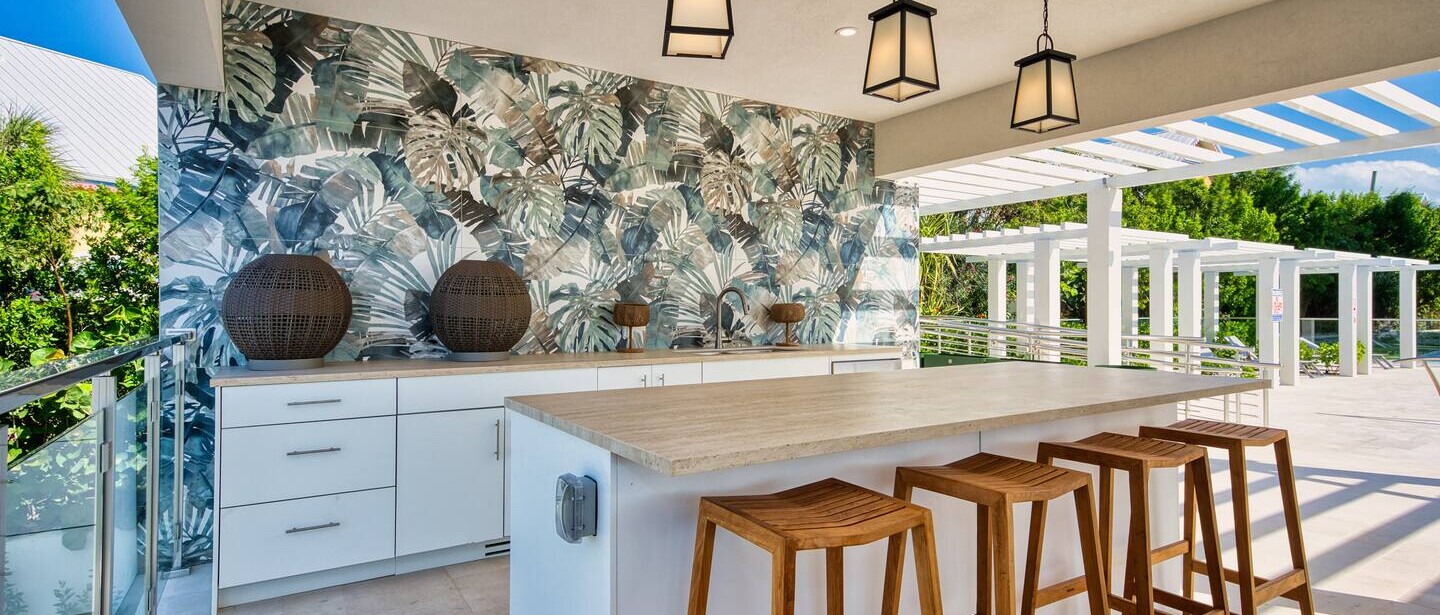 Sunset Point: Chic Meets Luxury — photo 19 of 30