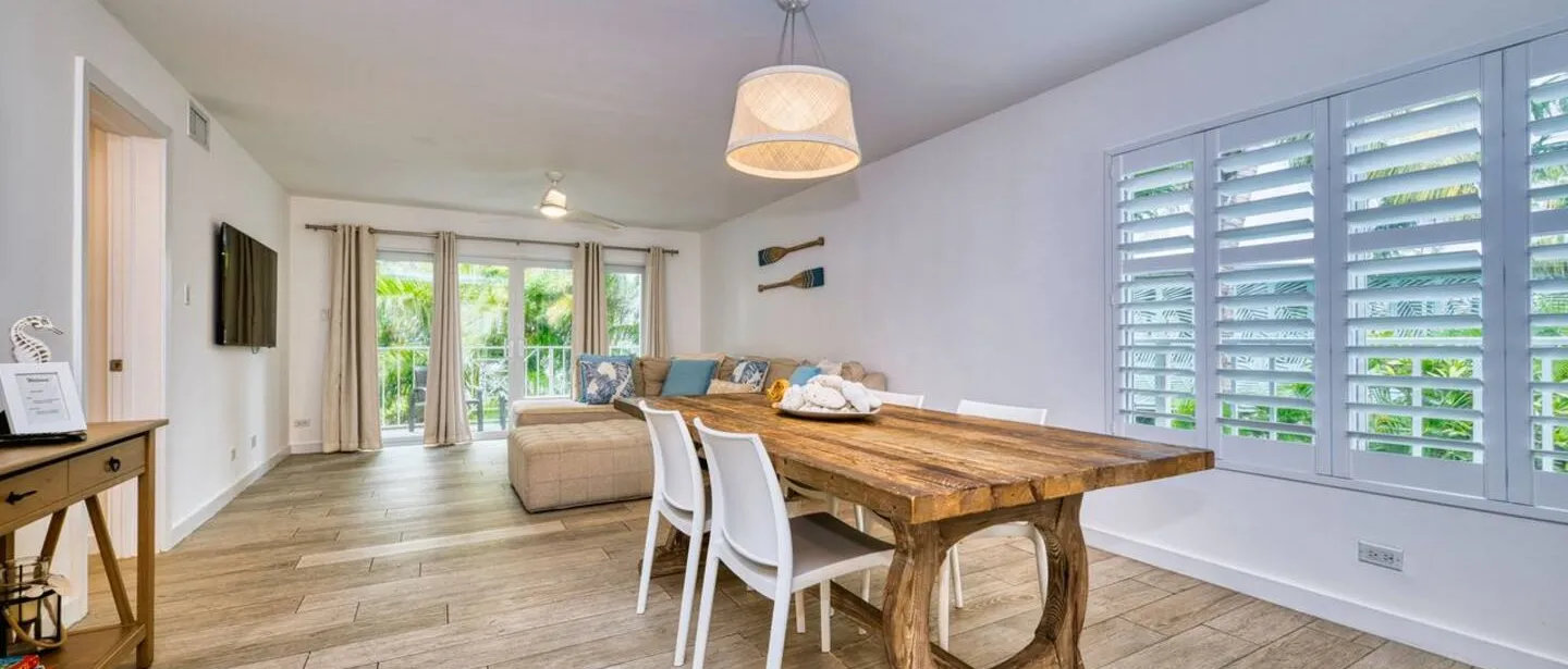 Beautiful Modern Condo on 7 Mile Beach — photo 6 of 29