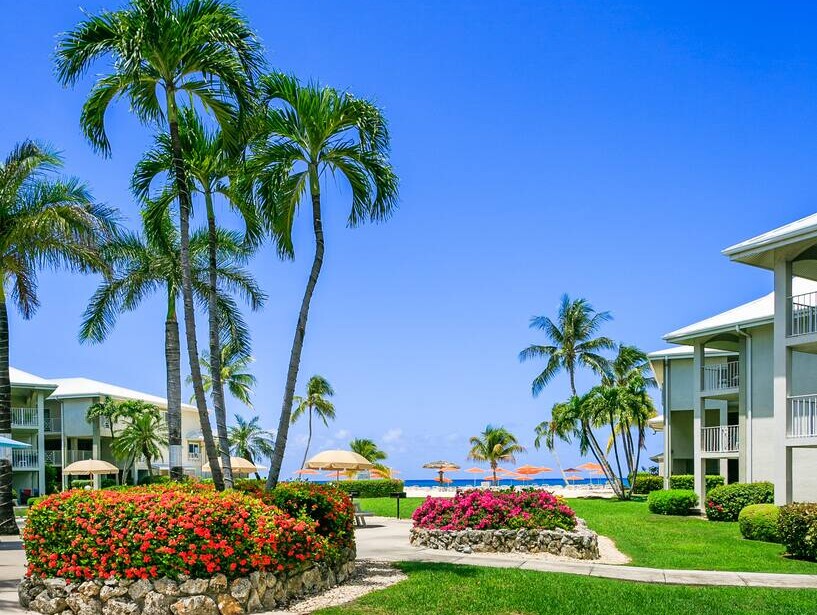 Resort Style 2br/2ba Condo on Seven Mile Beach — photo 25 of 55