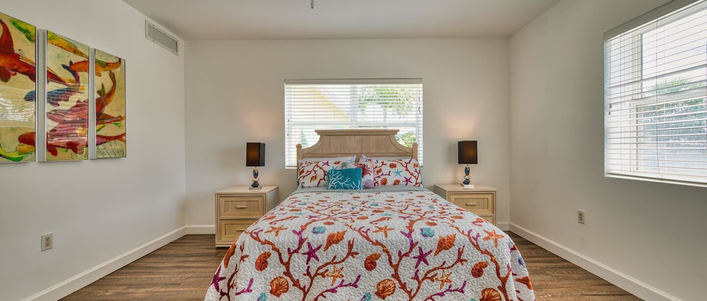Oceanside Townhome with Watersports at Fingertips! — photo 18 of 53