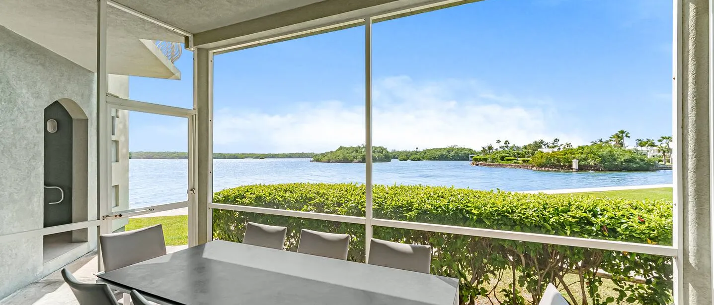 Panoramic Views – Luxury Ocean Front Family Escape — photo 11 of 38