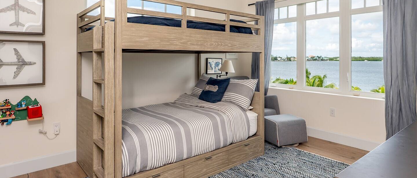 Bunk bed set up.