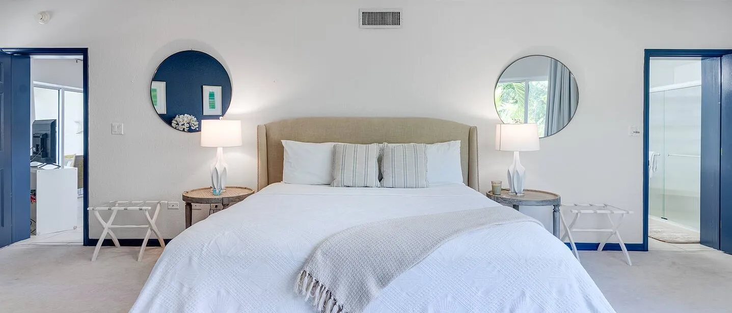 Ocean view 1BR, 1 min to beach, shared pool — photo 9 of 26