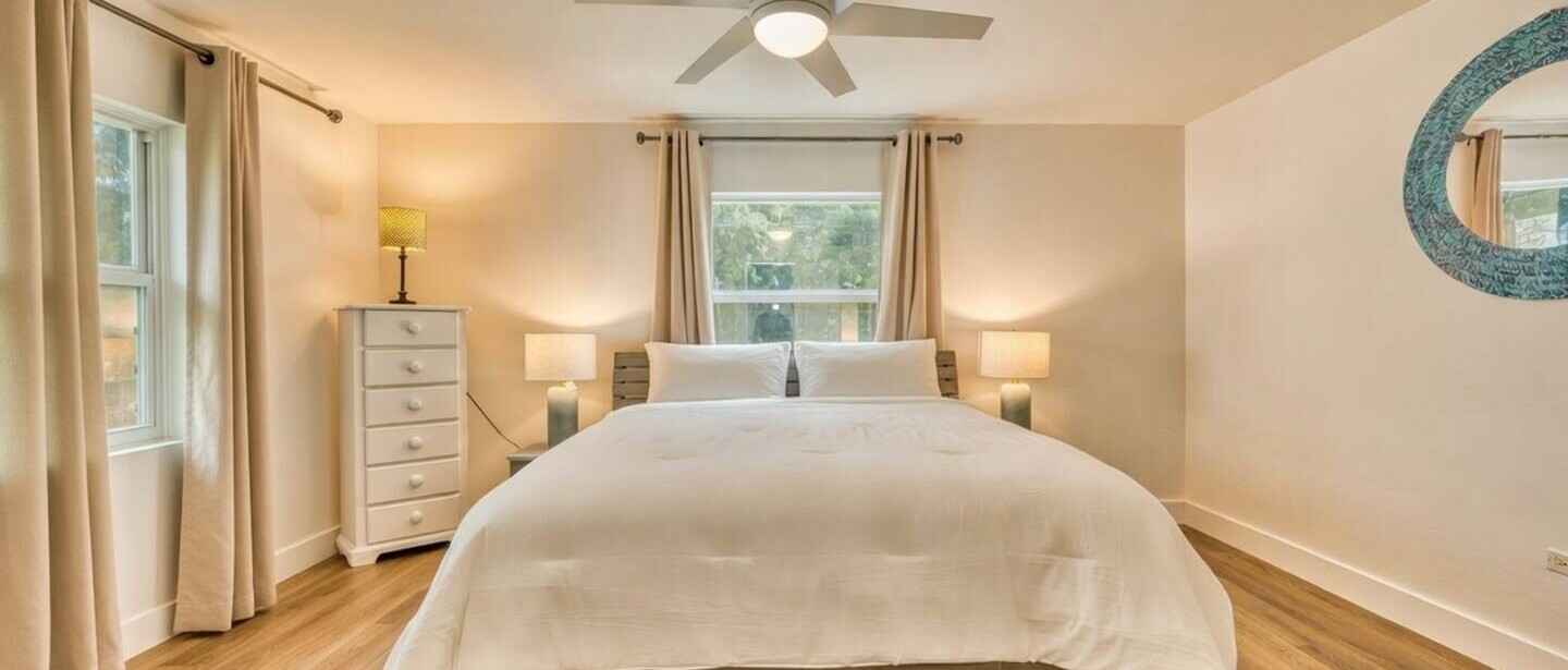Spacious 2BR, 2 min drive to Seven Mile Beach — photo 15 of 18