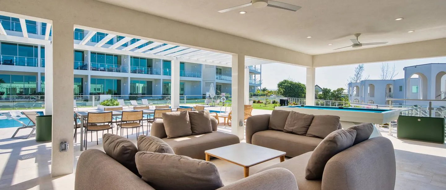 Sunset Point: Chic Meets Luxury — photo 12 of 30