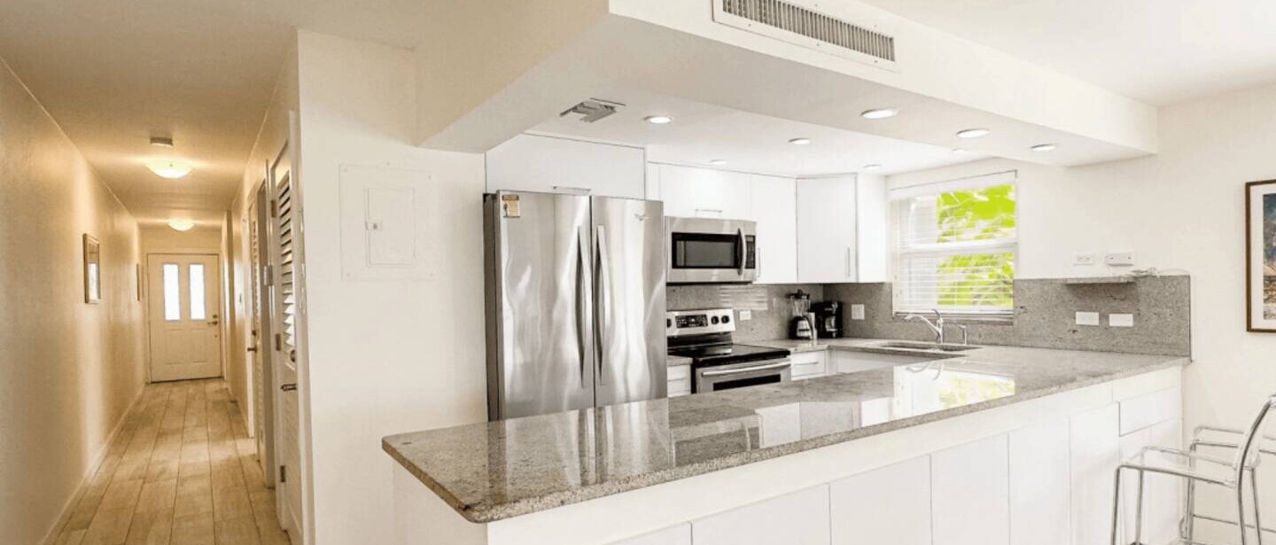 Aqua Bay Premium 7Mile Beach Family Unit — photo 13 of 34