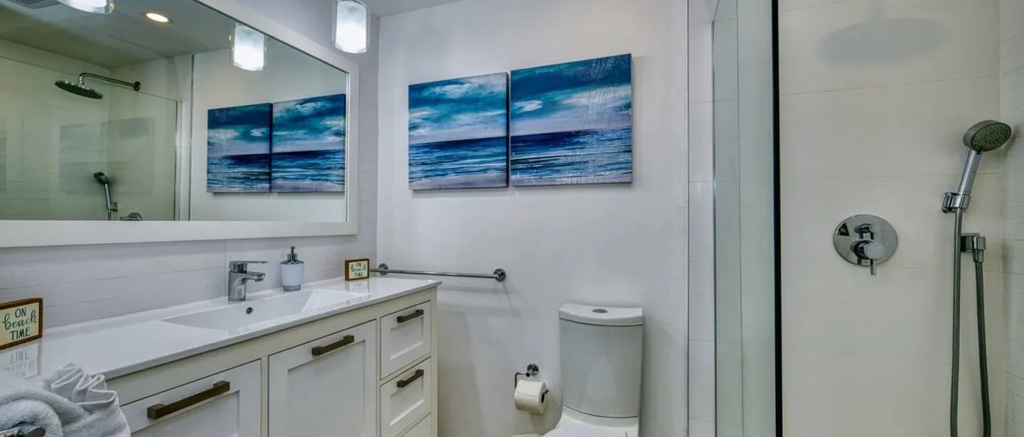 Beautiful Modern Condo on 7 Mile Beach — photo 12 of 29