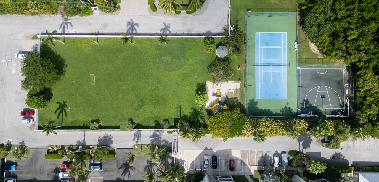 Panoramic Views – Luxury Ocean Front Family Escape — photo 18 of 38