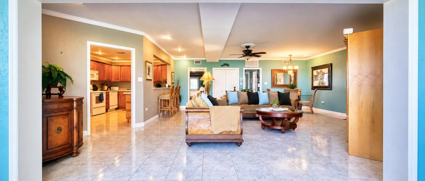 Sunsets at Poinsettia Condo | 7 Mile — photo 31 of 33