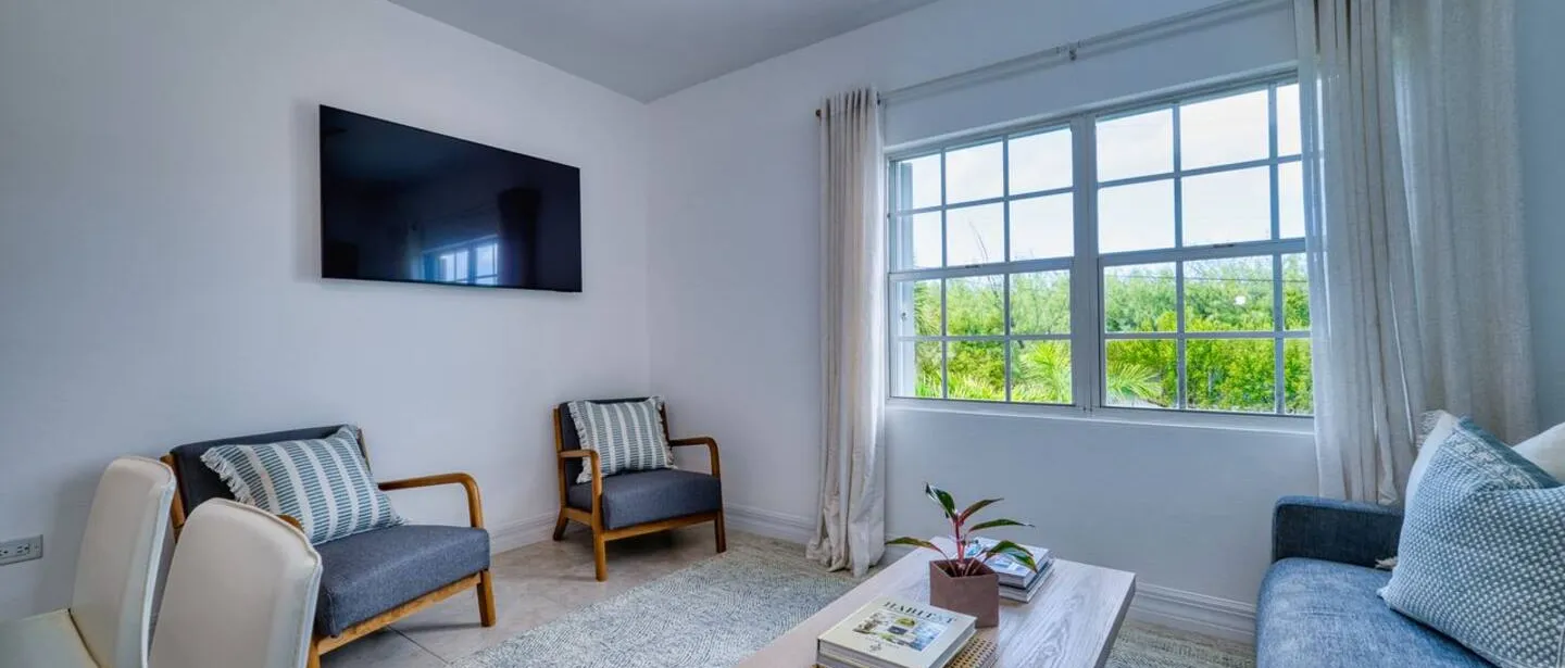 Beach Paradise – 1 Bedroom Home — photo 6 of 19