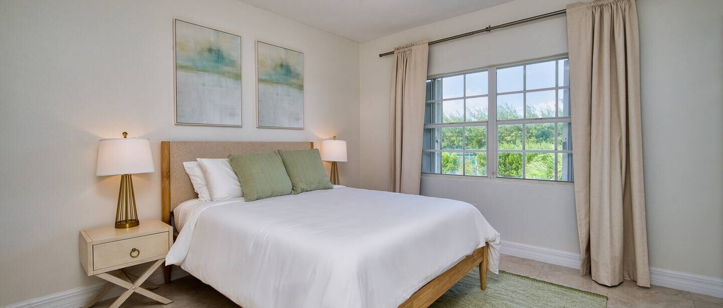 2BR/2BA | Quiet Complex, Walk to Seven Mile Beach — photo 13 of 27