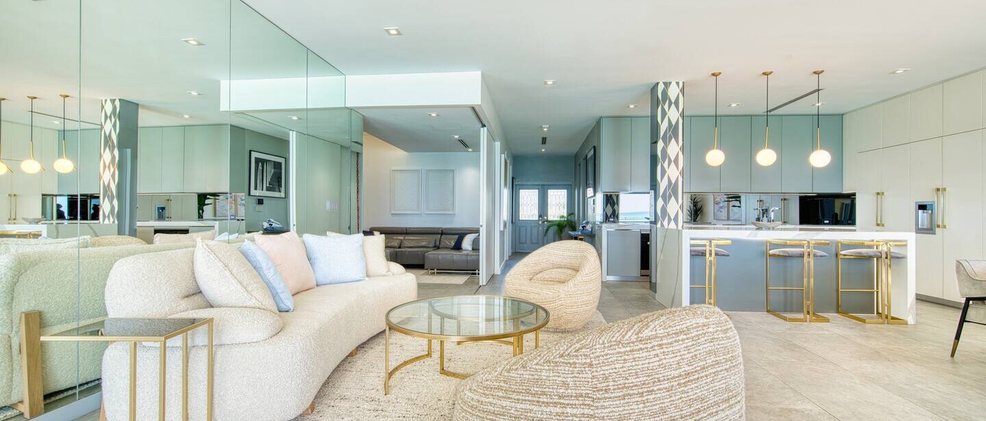 Laguna Del Mar | 3BR Beachfront with Sea Views — photo 24 of 40