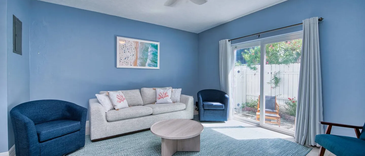 2BR/2BA | Quiet Complex, Walk to Seven Mile Beach — photo 3 of 27