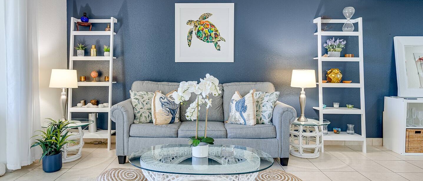 Ocean view 1BR, 1 min to beach, shared pool — photo 14 of 26