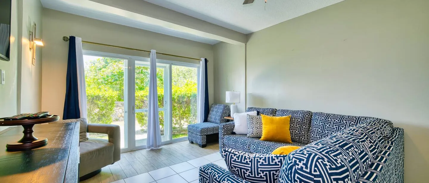 Oceanfront Peace | 2BR with Wave Views — photo 7 of 22
