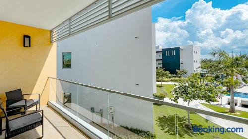 Luxury 2BR Condo | Walk to Seven Mile Beach, Pools — photo 36 of 36