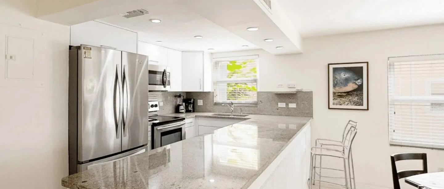 Aqua Bay Premium 7Mile Beach Family Unit — photo 4 of 34