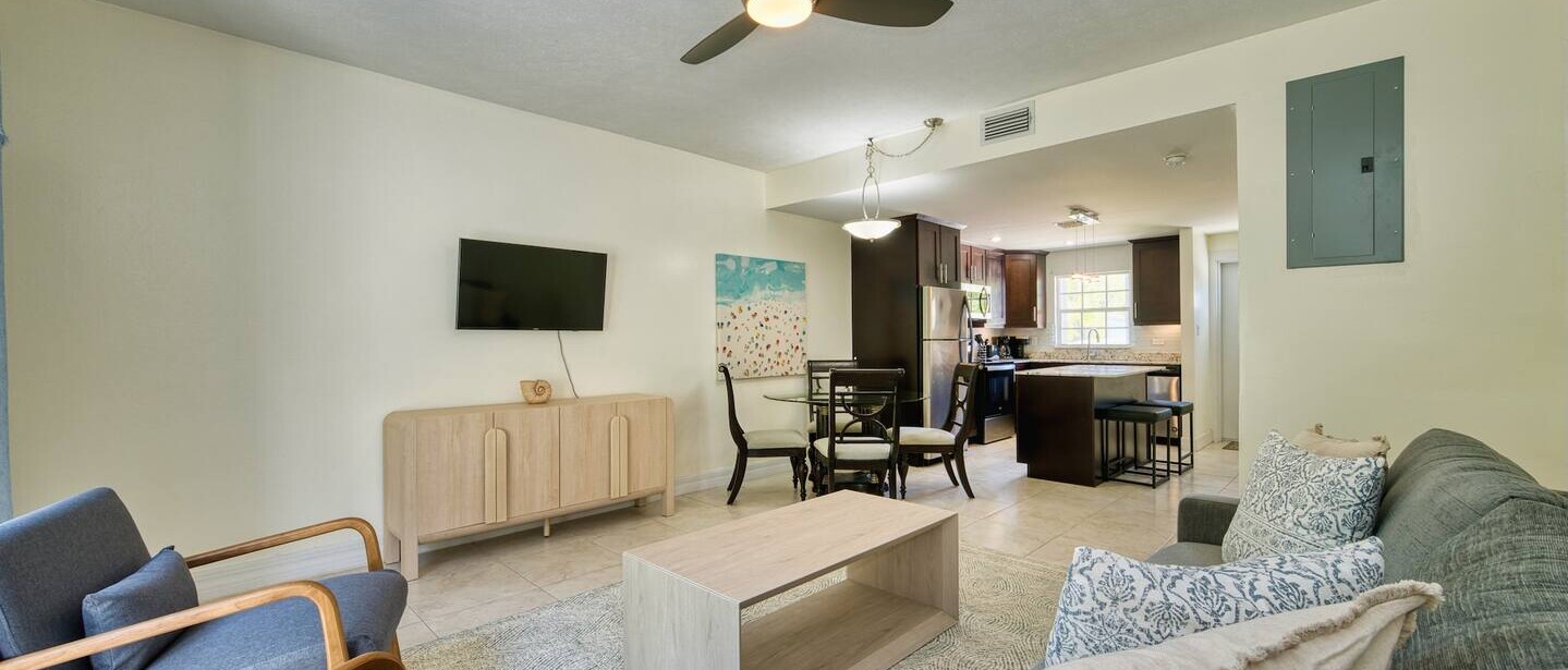 Beautiful Family Town Home, walk to beach, Sleep 6 — photo 14 of 27