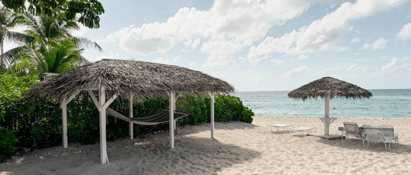 Aqua Bay Premium 7Mile Beach Family Unit — photo 12 of 34