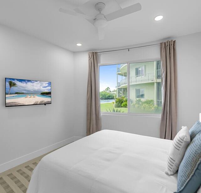 Panoramic Views – Luxury Ocean Front Family Escape — photo 14 of 38