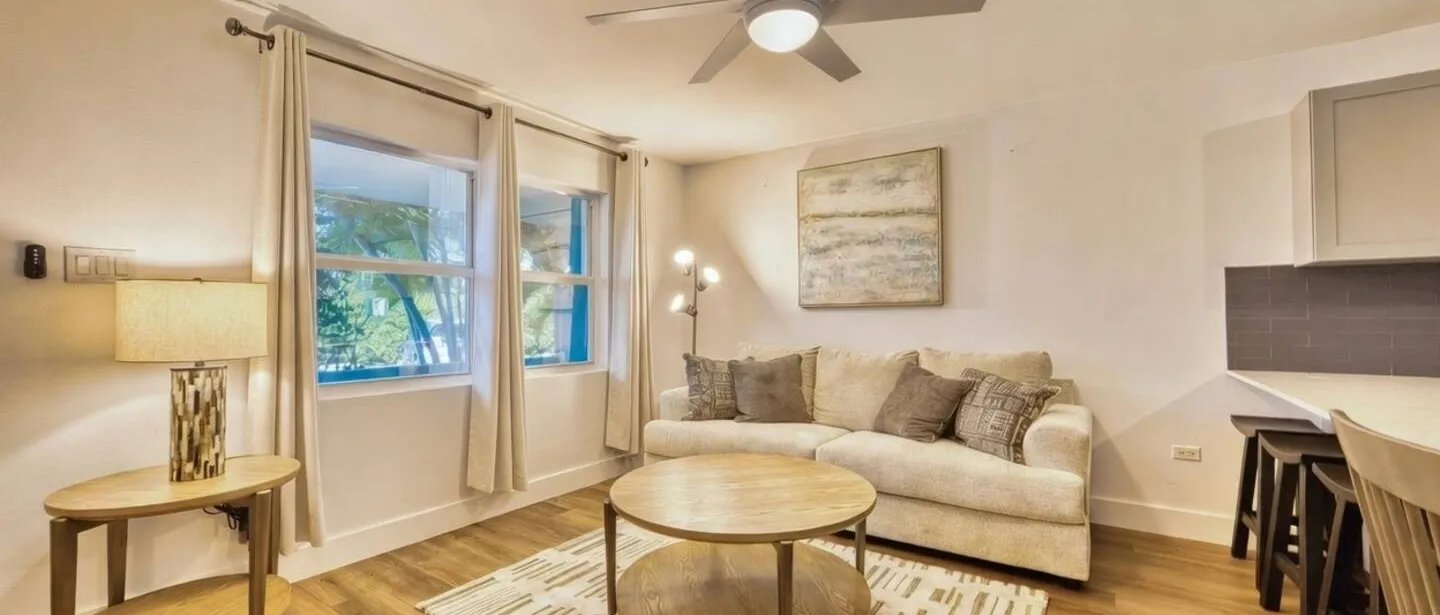 Spacious 2BR, 2 min drive to Seven Mile Beach — photo 2 of 18