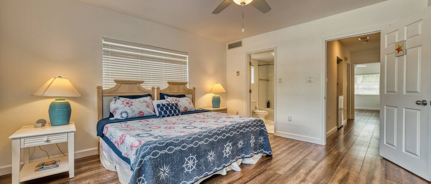 Oceanside Townhome with Watersports at Fingertips! — photo 21 of 53