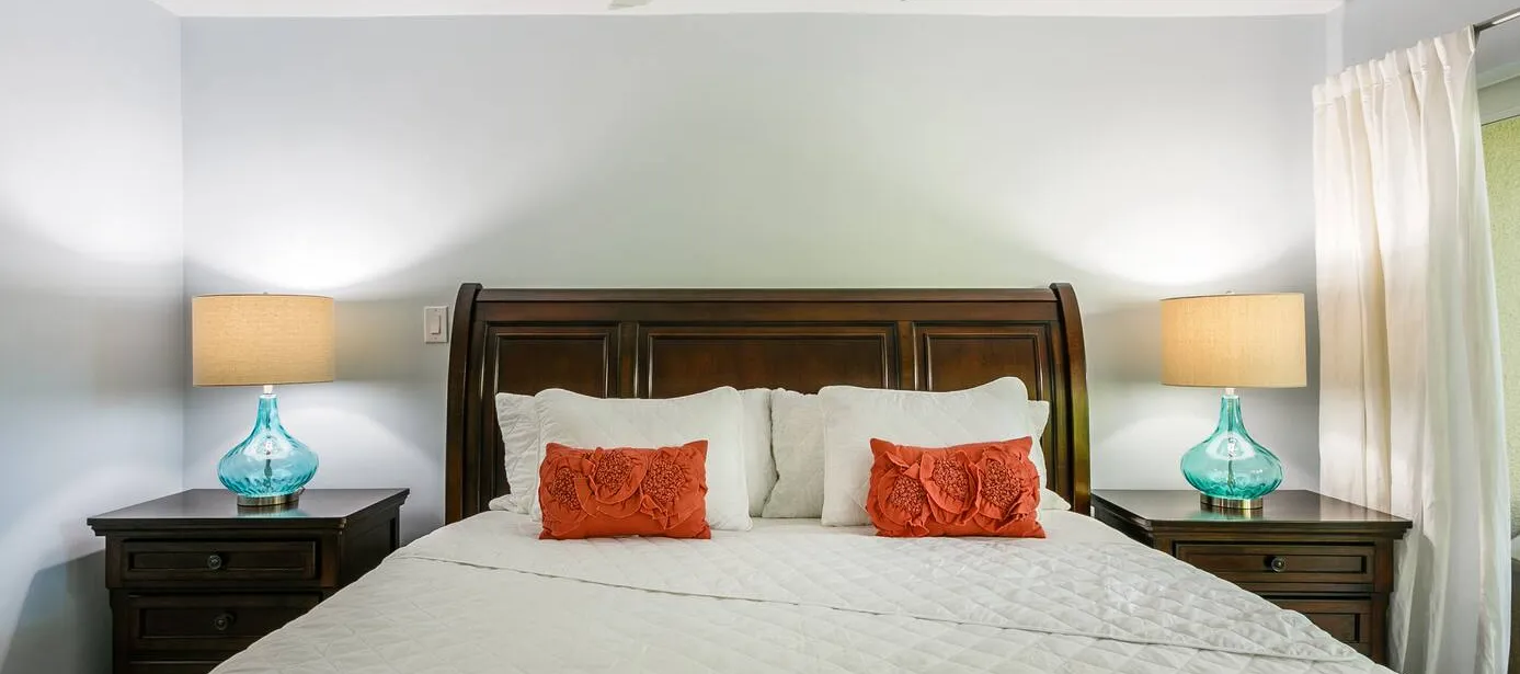 Resort Style 2br/2ba Condo on Seven Mile Beach — photo 8 of 55