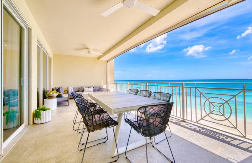 Laguna Del Mar | 3BR Beachfront with Sea Views