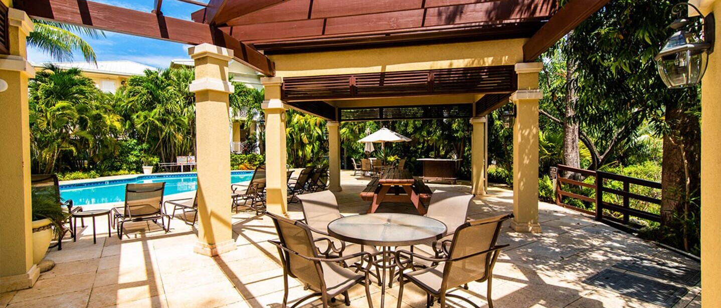 Laguna | Relaxing Family Oasis on Seven Mile Beach — photo 39 of 41