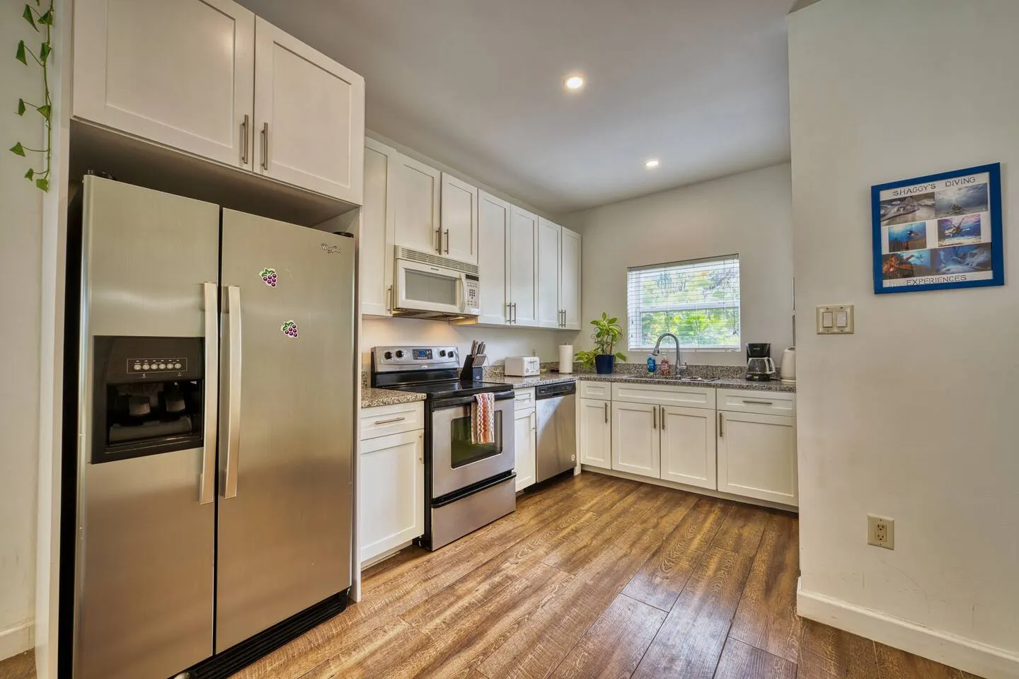 Oceanside Townhome with Watersports at Fingertips! — photo 8 of 53