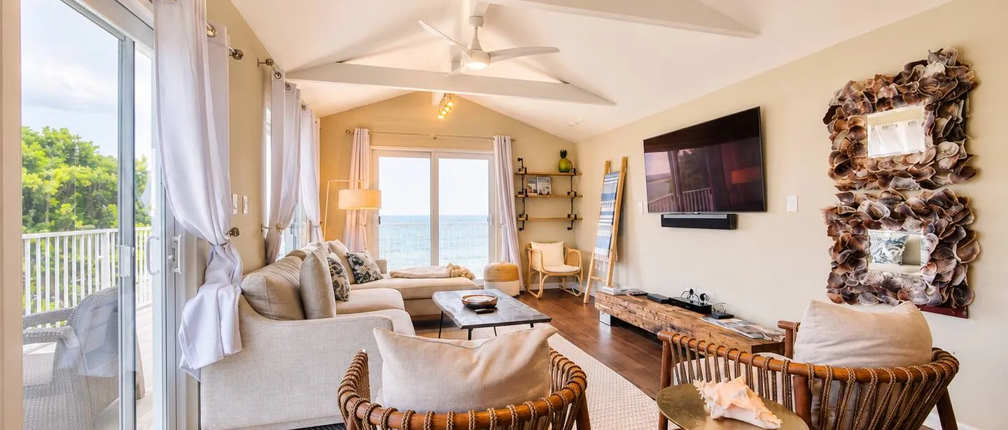 4bd Beach Villa, Private Deck on Sand — photo 6 of 35