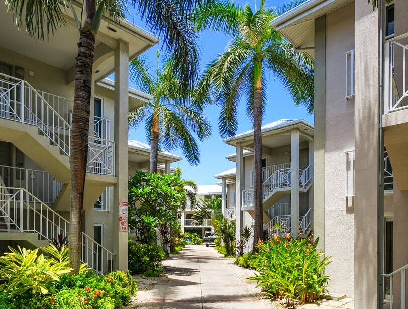 Resort Style 2br/2ba Condo on Seven Mile Beach — photo 28 of 55