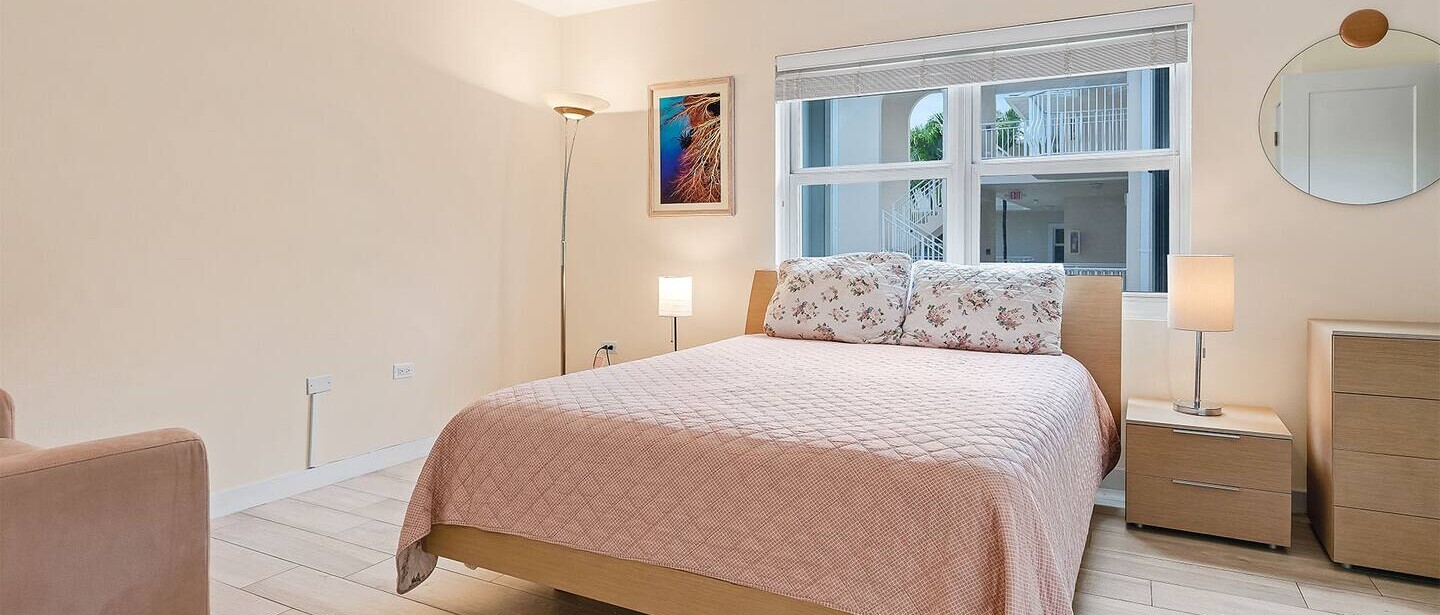 Aqua Bay Premium 7Mile Beach Family Unit — photo 28 of 34
