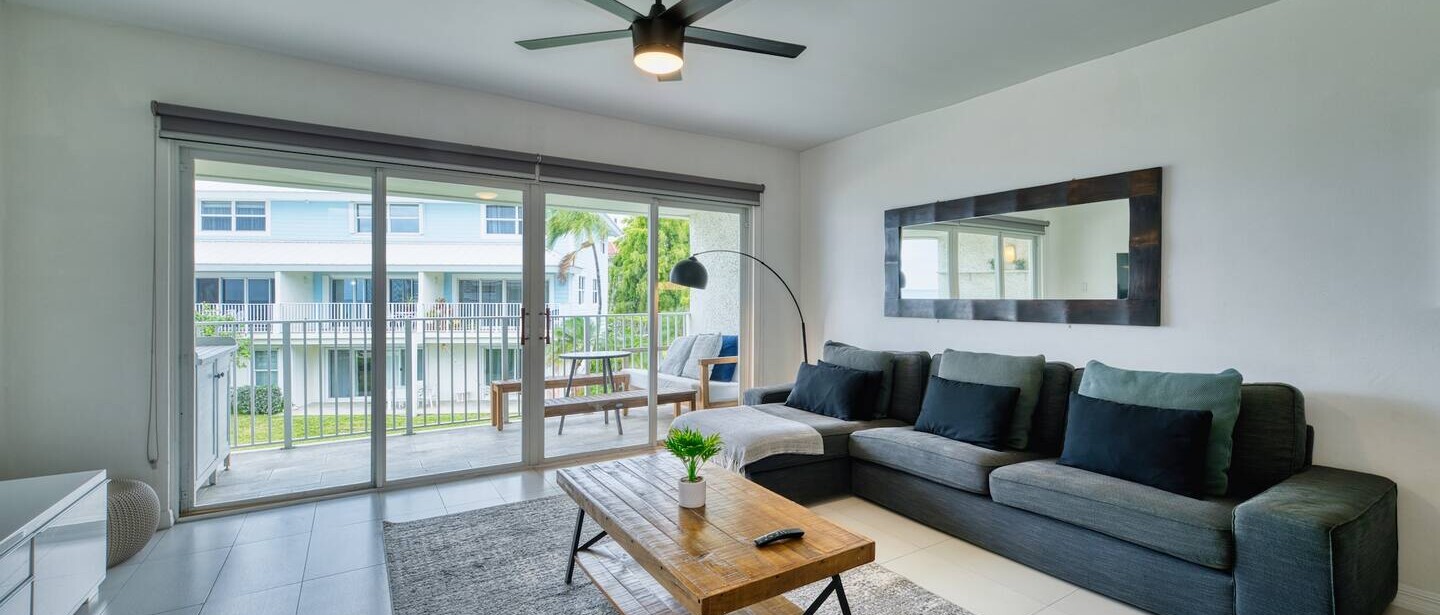 7mile Beachfront! 3 bedroom family beach condo — photo 30 of 38