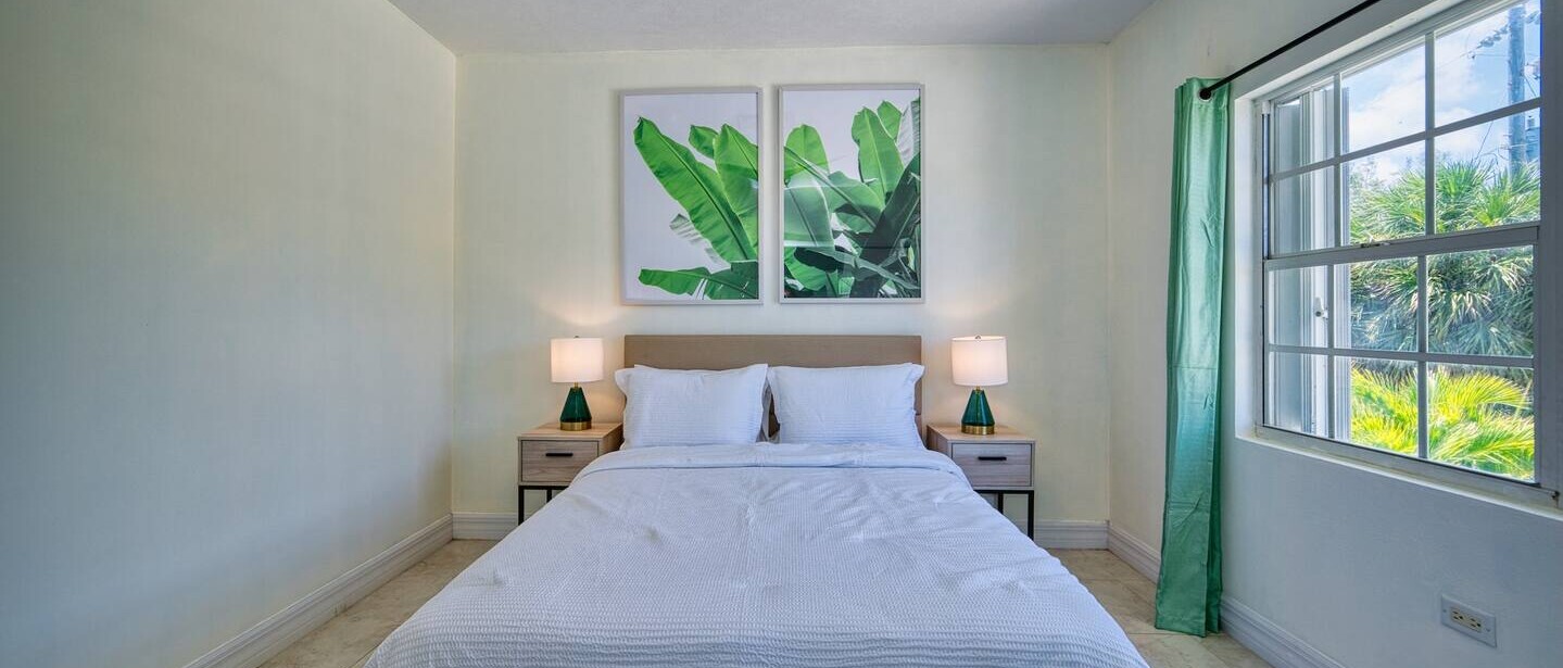 Beautiful Family Town Home, walk to beach, Sleep 6 — photo 19 of 27