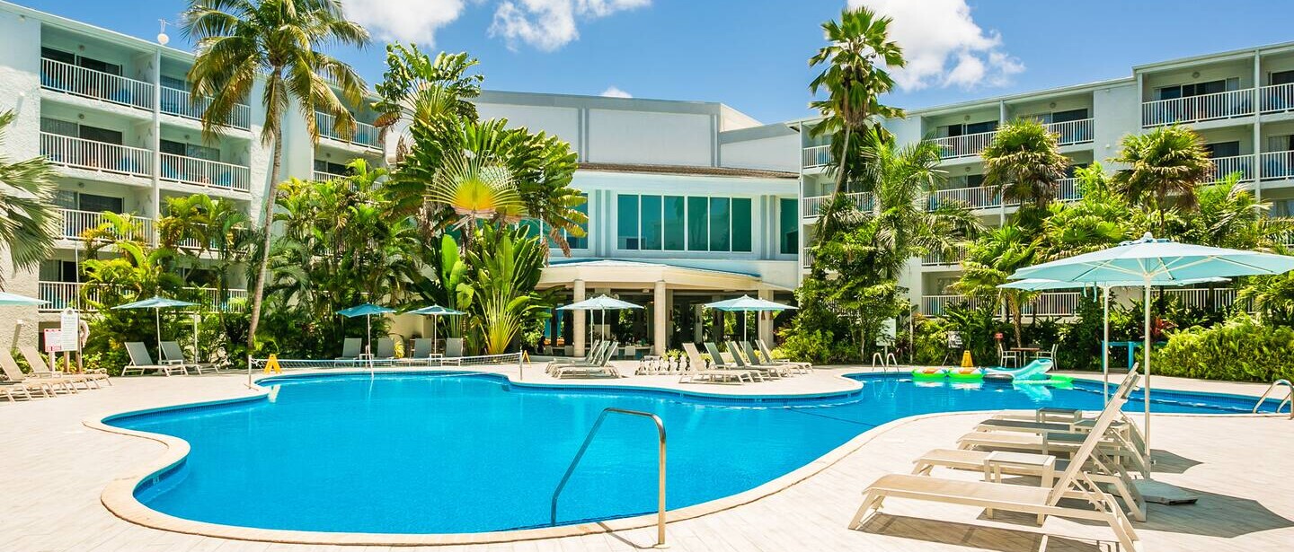 Resort Style 2br/2ba Condo on Seven Mile Beach — photo 13 of 55
